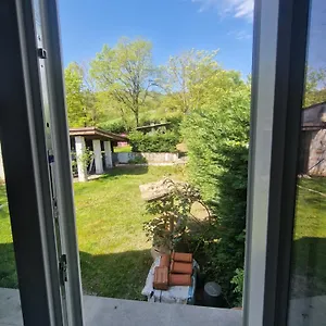 Franca Casa Immersa Nel Verde , Villa d'Aiano Italia