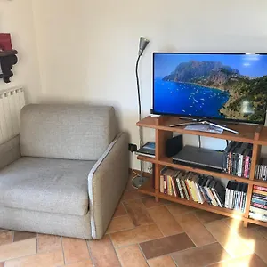  Appartamento Mangia, Leggi, Dormi